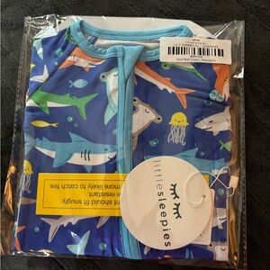 LITTLE SLEEPIES!!! RAD REEF ZIPPY SIZE NEWBORN